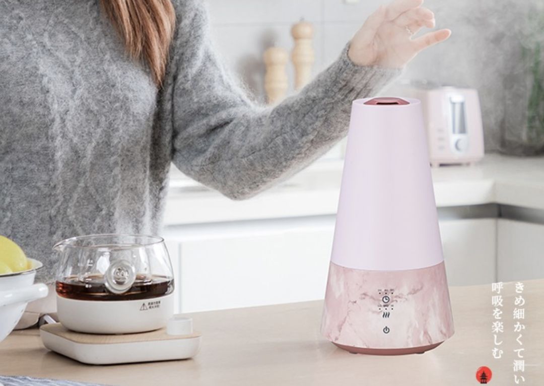 像艺术品的香薰加湿器，智能调节温度和雾量