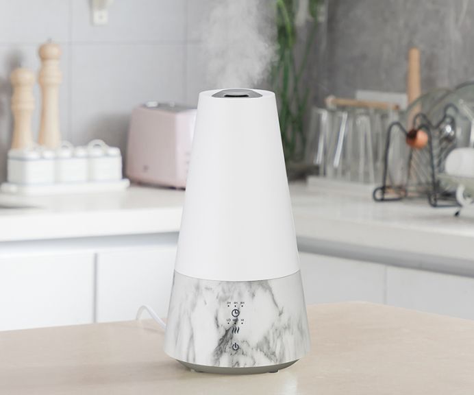 像艺术品的香薰加湿器，智能调节温度和雾量