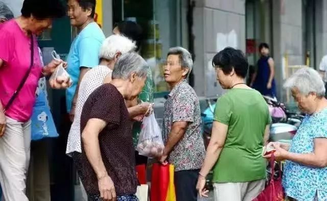 老年人警惕高价保健品骗局,如何打击老年人保健品骗局