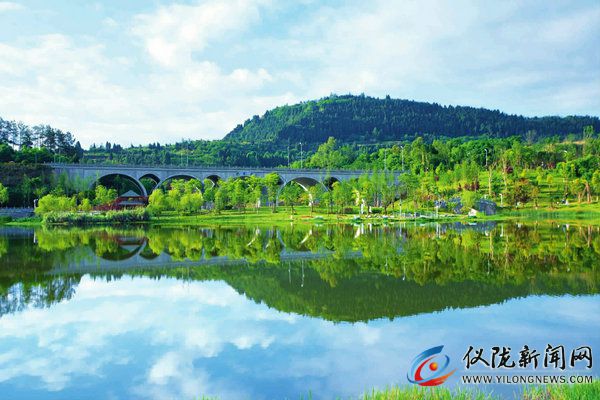 仪陇嘉陵江畔,四川南充市嘉陵江畔