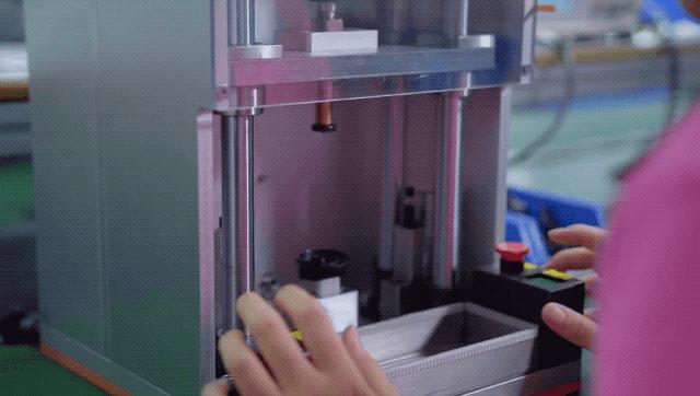 科技十足的剃须刀,国货黑科技剃须刀