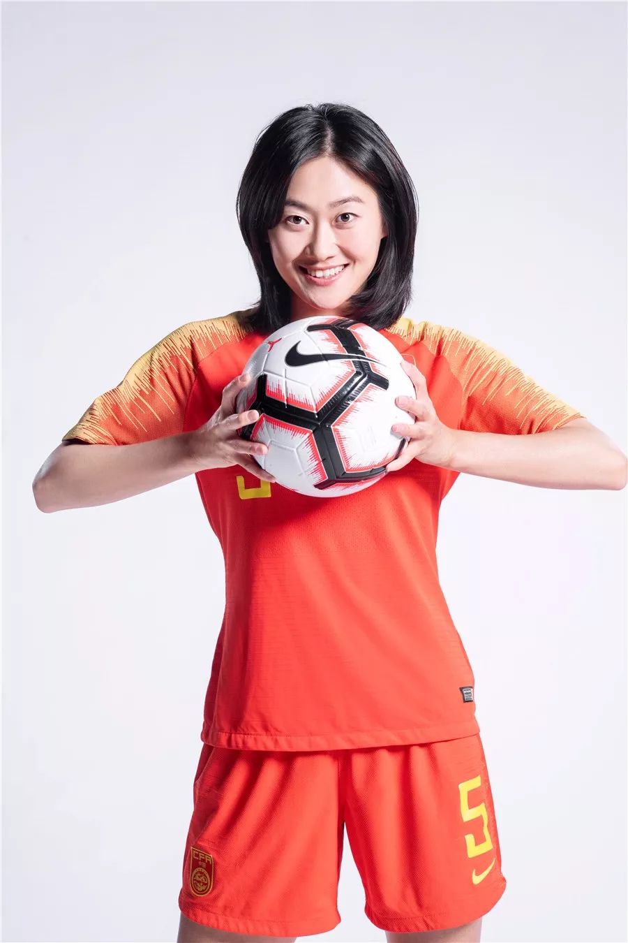 吴海燕建德哪的,吴海燕女儿长大后照片