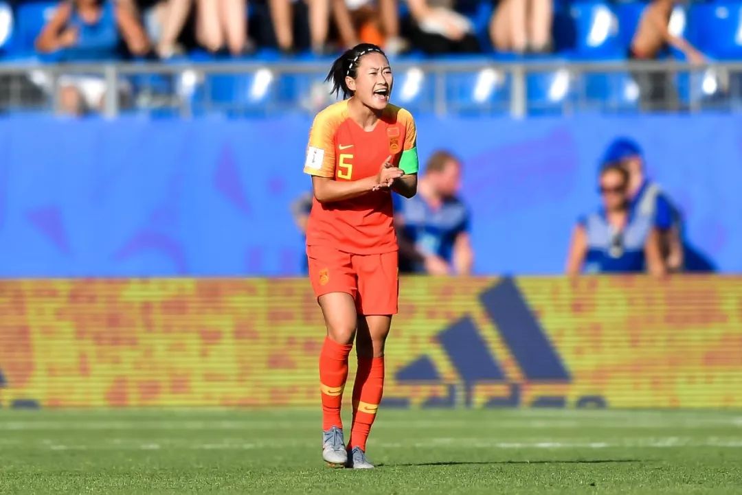 吴海燕建德哪的,吴海燕女儿长大后照片