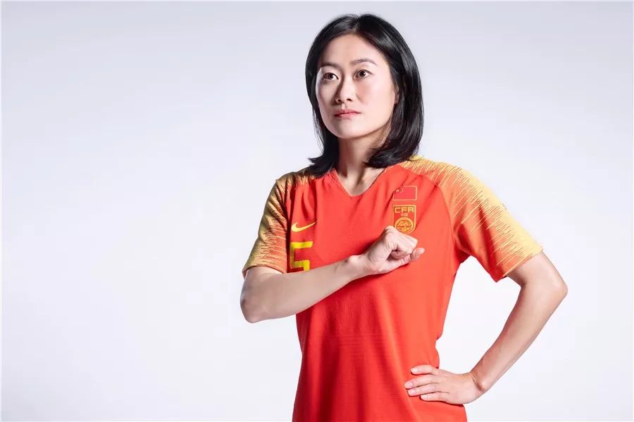 吴海燕建德哪的,吴海燕女儿长大后照片