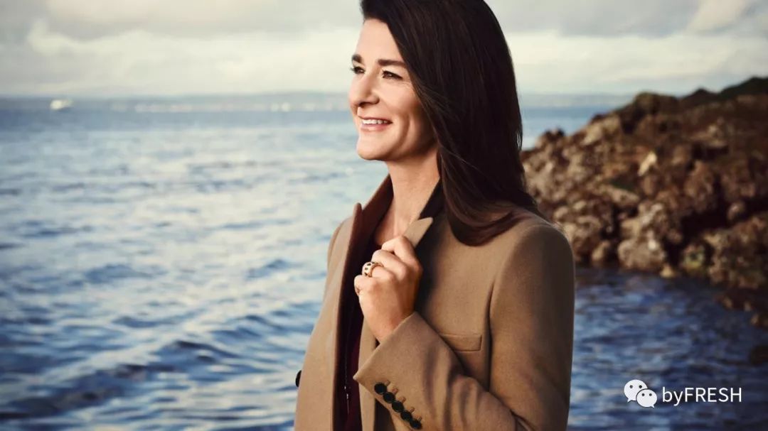 那些福布斯榜单上的女BOSS们，上班都穿什么衣服？