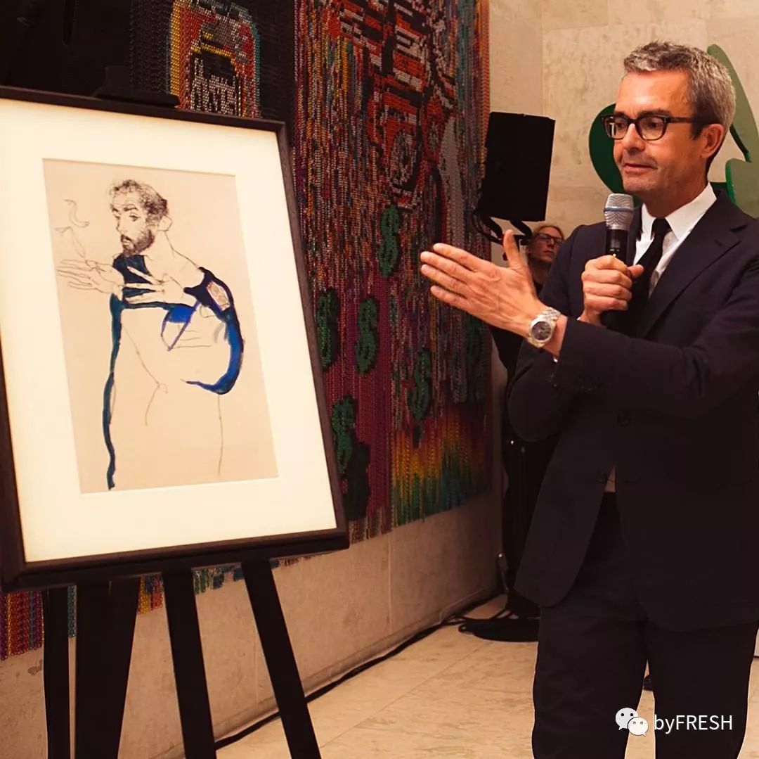 那些福布斯榜单上的女BOSS们，上班都穿什么衣服？