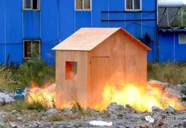 一个煤气罐爆炸威力有多大实验,一个煤气罐爆炸相当于多少手雷