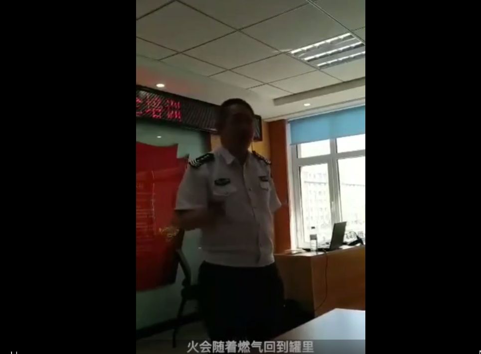 一个煤气罐爆炸威力有多大实验,一个煤气罐爆炸相当于多少手雷