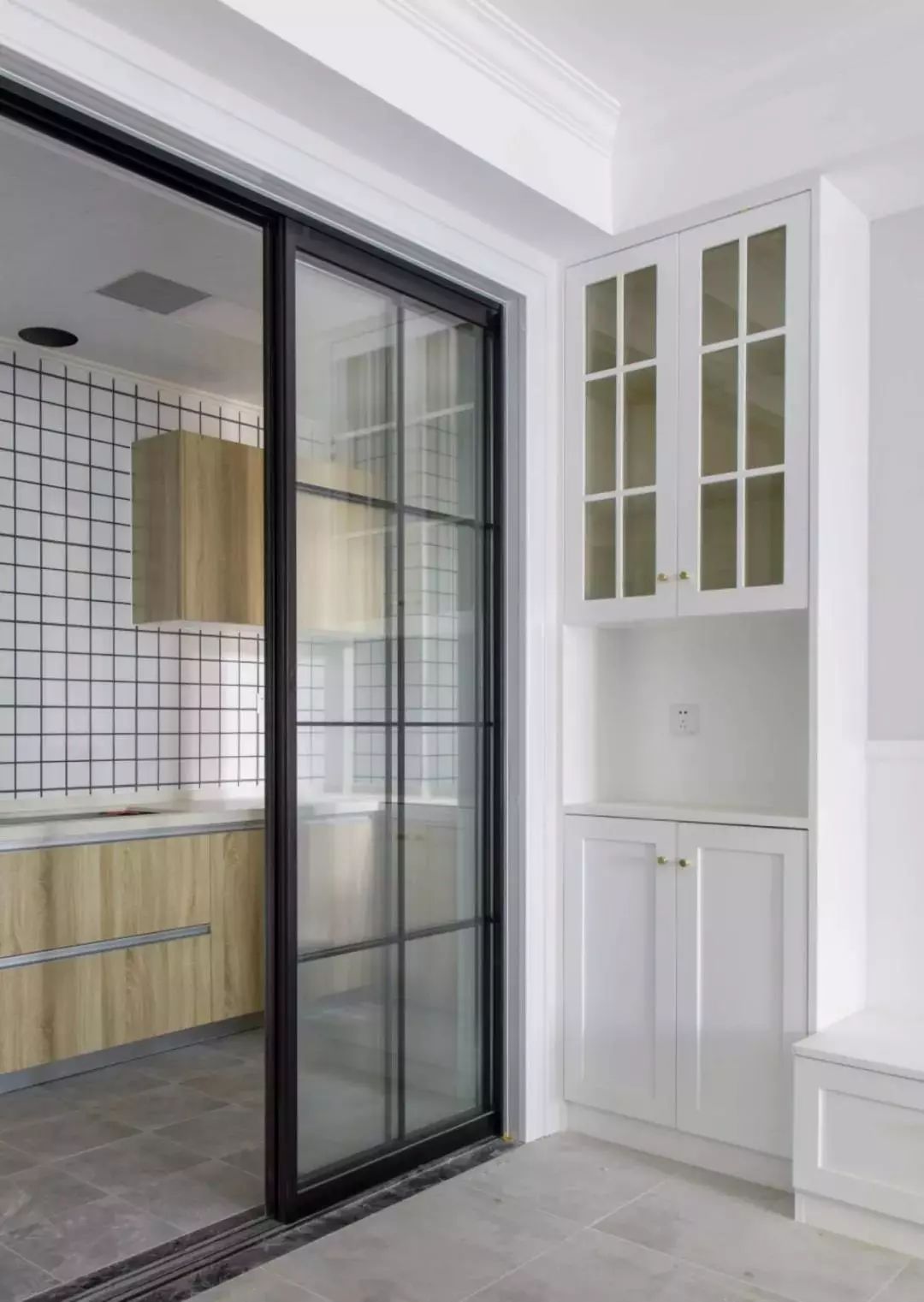 「素材」45款高级黑的「门框」案例分享！「334期」