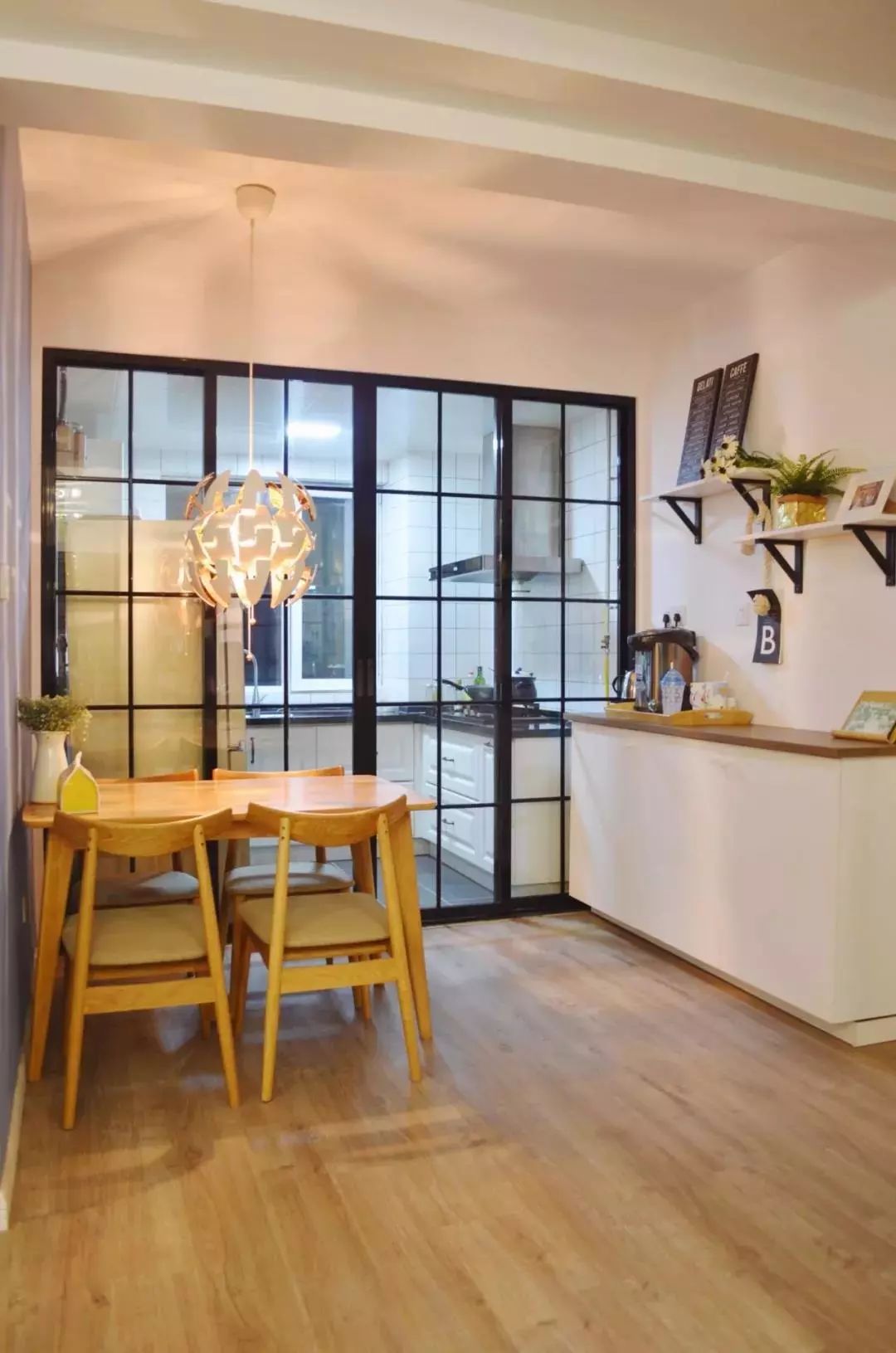 「素材」45款高级黑的「门框」案例分享！「334期」