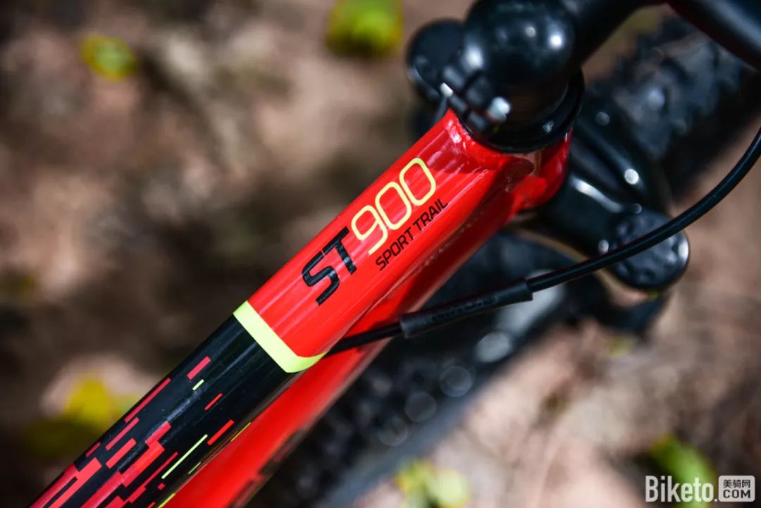 迪卡侬自行车btwin20寸,迪卡侬st900成人山地车测评