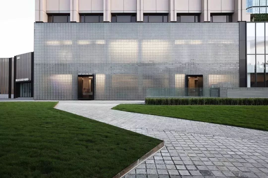 探城记|三里屯今年新开的热门店铺，到底值不值得去？