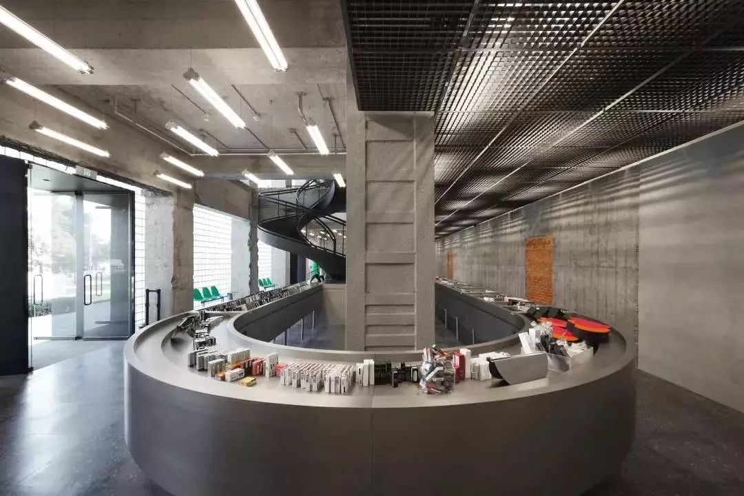 探城记|三里屯今年新开的热门店铺，到底值不值得去？