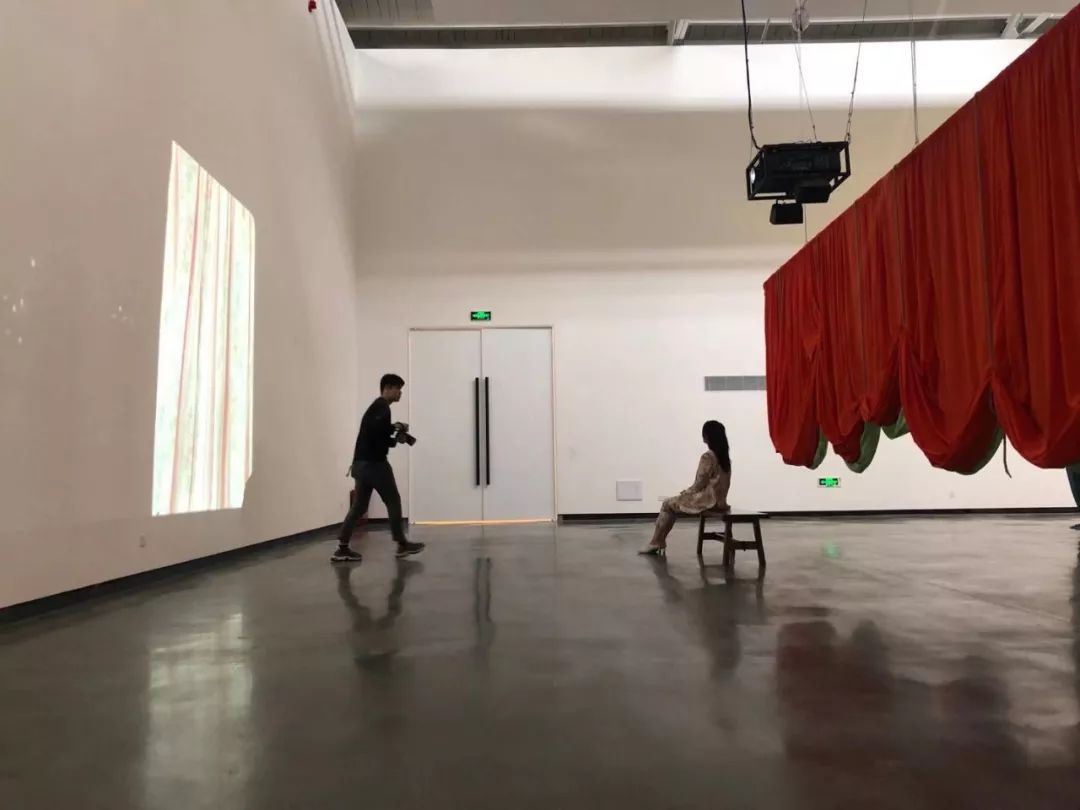 如果你民不聊生，可到新民生现代美术馆转转