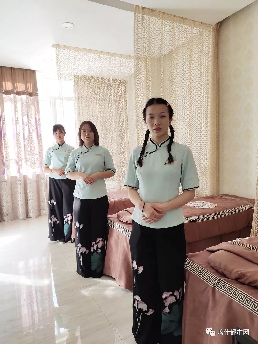 喀什这家店疯了！经络疏通+面部补水+中药熏蒸+…才49元