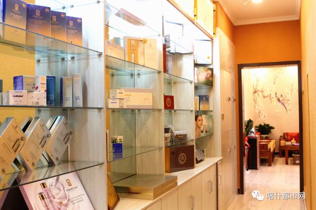 喀什这家店疯了!经络疏通+面部补水+中药熏蒸+…才49元