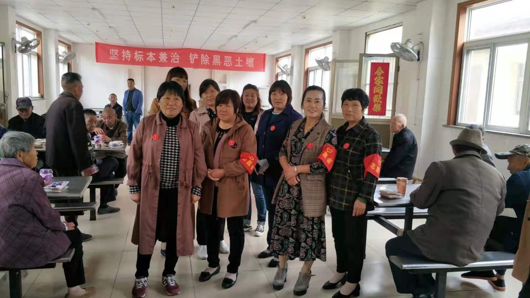 重阳节孝老敬老实践活动,重阳敬老情暖金秋实践活动