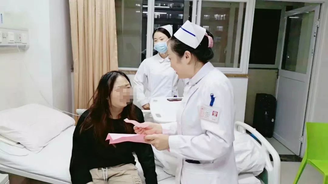 暖心!布依族大学生患急性白血病依然坚强,却被这个举动暖哭了