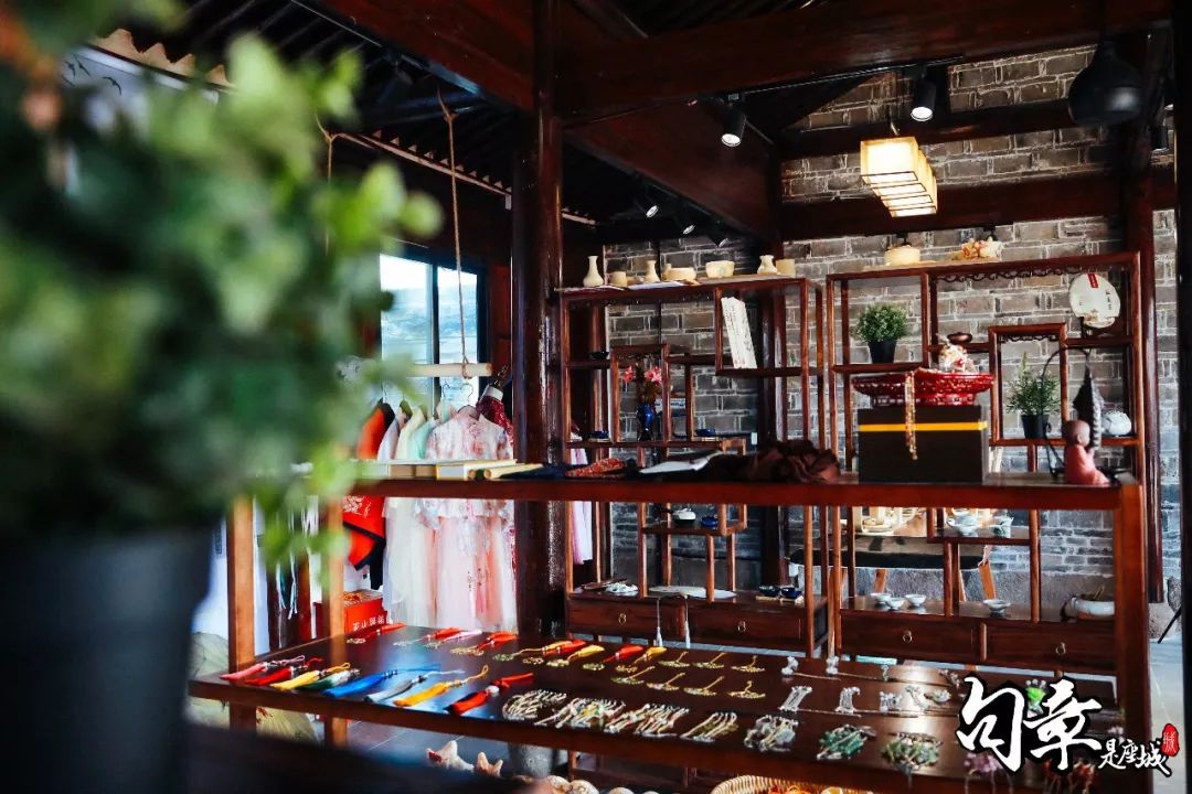 慈城民权路上，有了一家属于孩子们的古风体验小铺