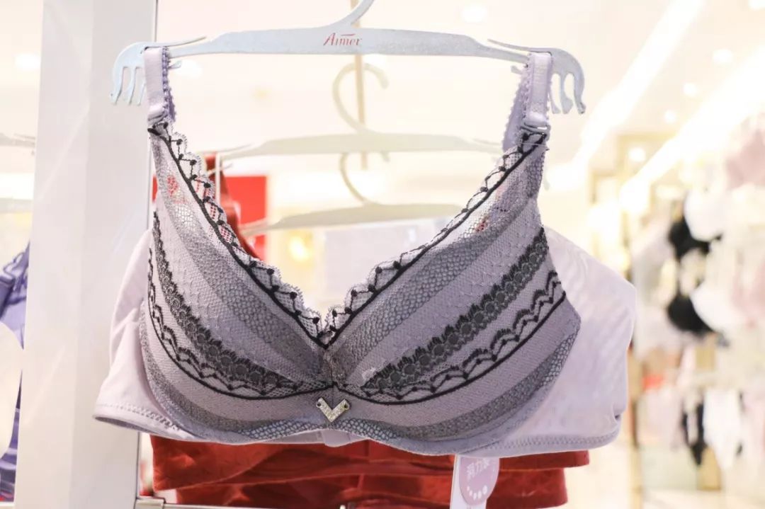 几十块买黄金吊坠,黄金吊坠优惠券