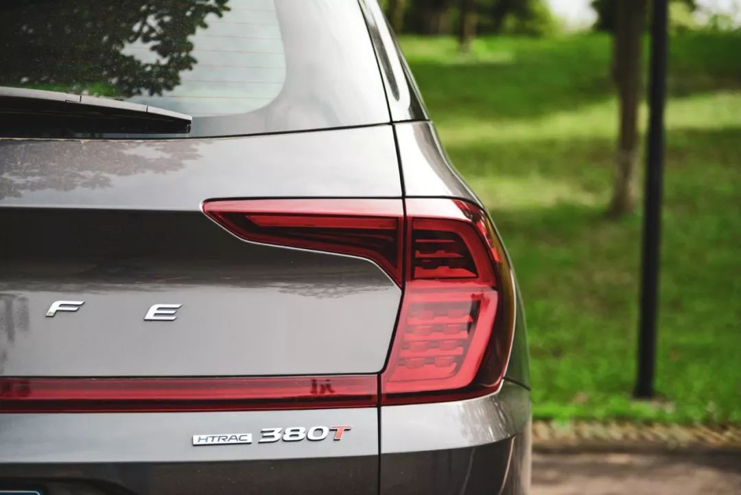 现代胜达试驾38号评测视频,现代进口胜达3.0试驾视频