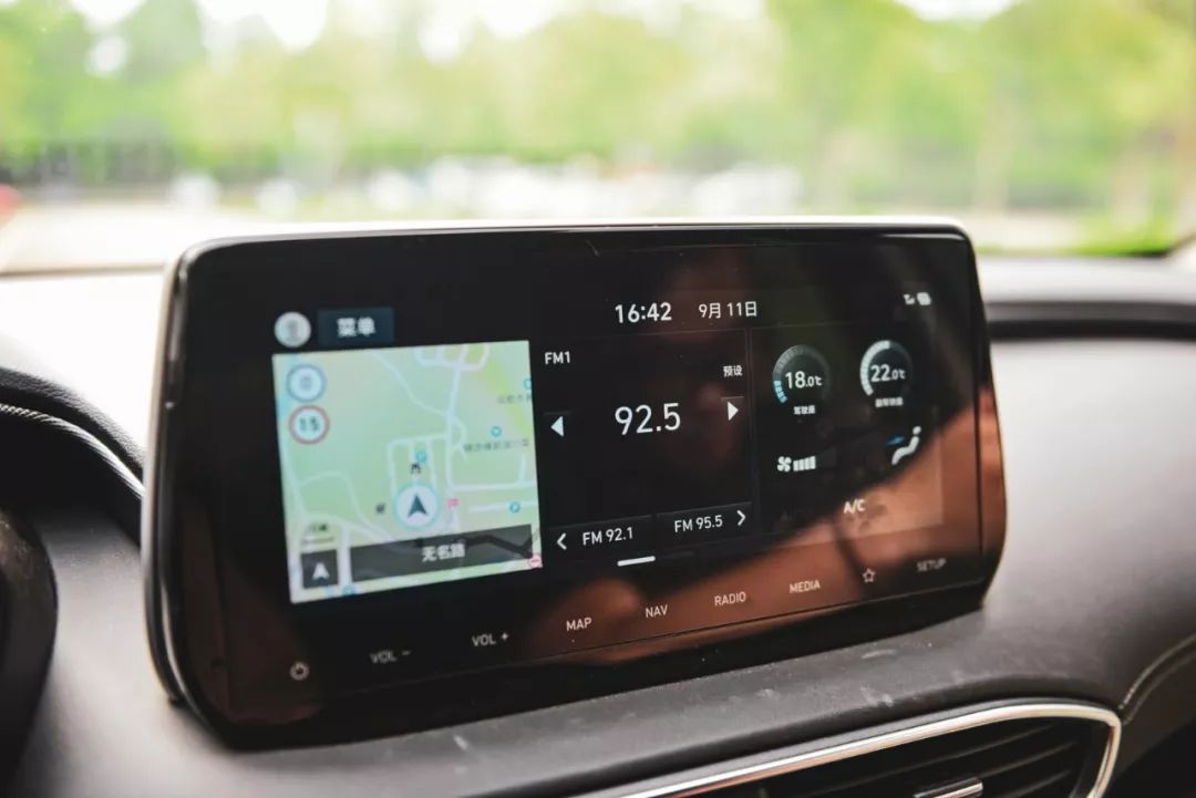 现代胜达试驾38号评测视频,现代进口胜达3.0试驾视频