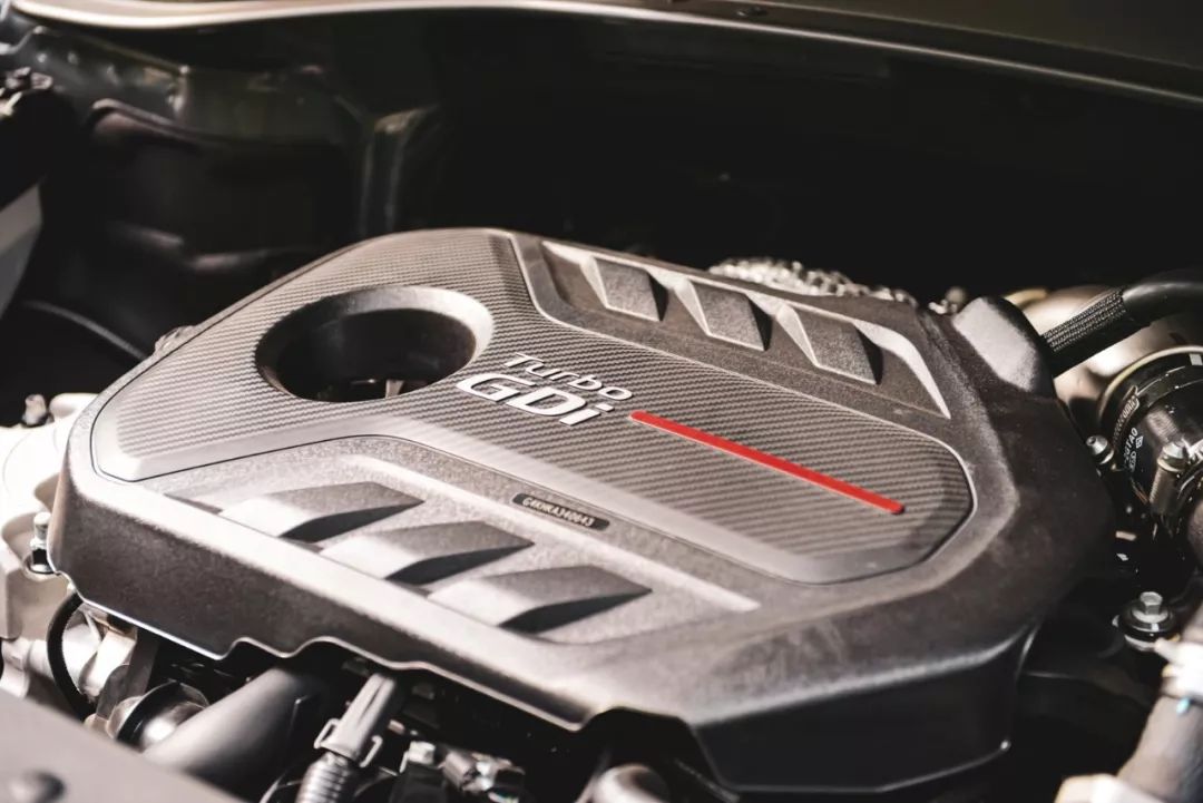 现代胜达试驾38号评测视频,现代进口胜达3.0试驾视频