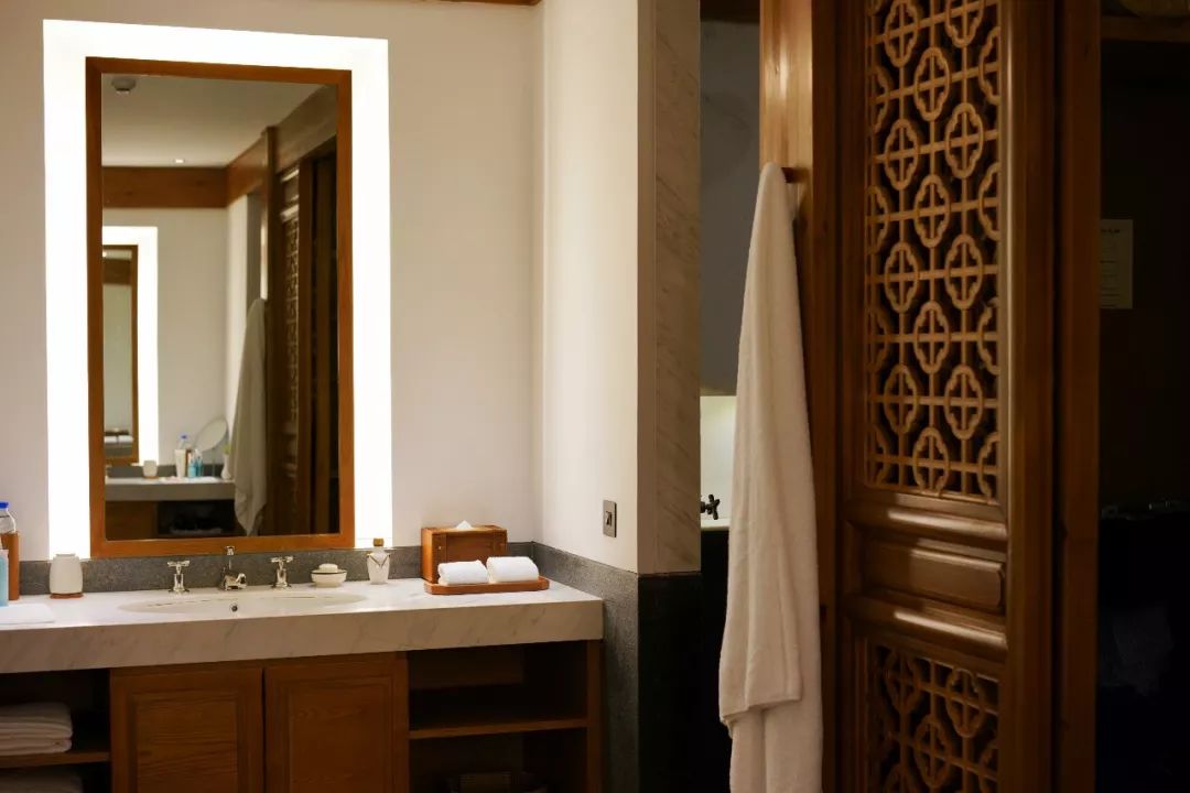 花5000多住迪士尼酒店,花5000住酒店什么体验