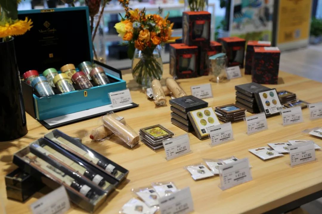 价格堪比双11！上海又添“买买买”新地标，最新进博商品这里都能买得到！