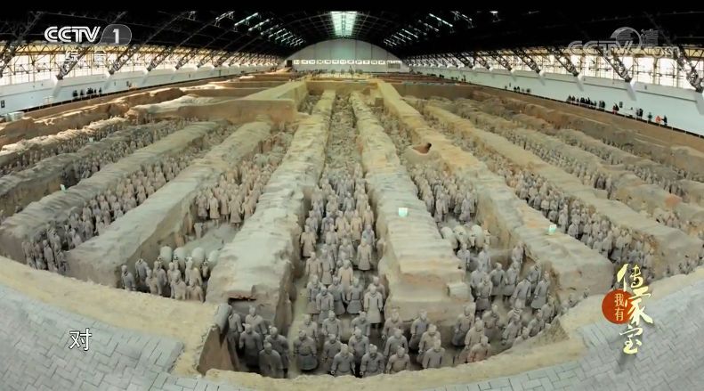 秦皇岛兵马俑有彩色的吗,彩色陶瓷版兵马俑马车