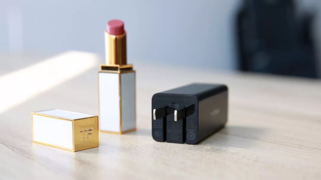 thinkplus口红电源测评,thinkplus口红充电器