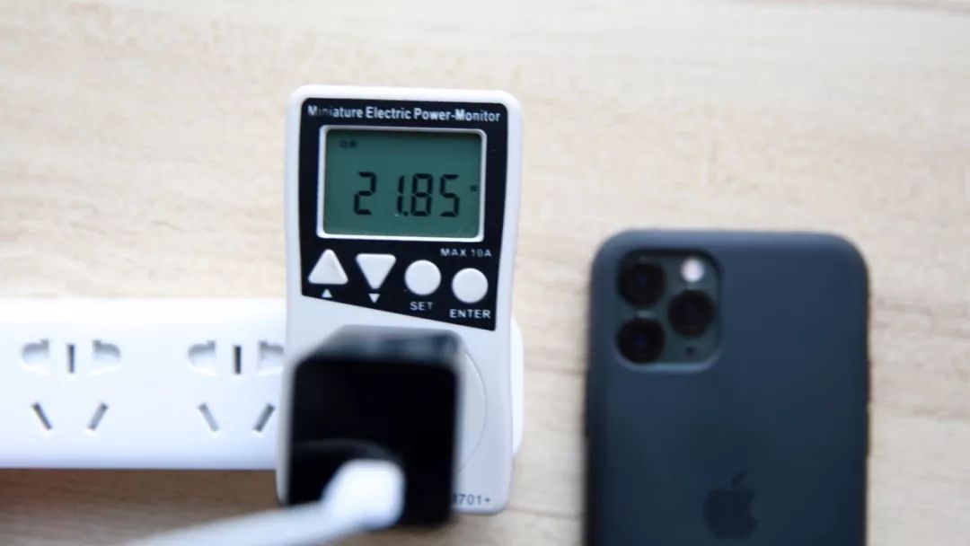 thinkplus口红电源测评,thinkplus口红充电器