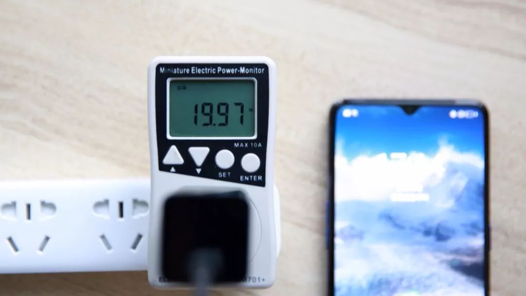 thinkplus口红电源测评,thinkplus口红充电器