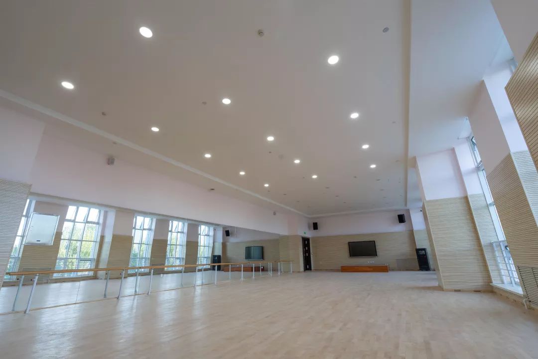 哈工程青岛体育馆,多图来袭