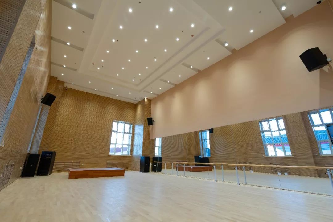 哈工程青岛体育馆,多图来袭