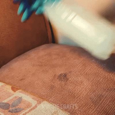 请问一下白色沙发脏了怎样清理,沙发脏了不用拆不用洗