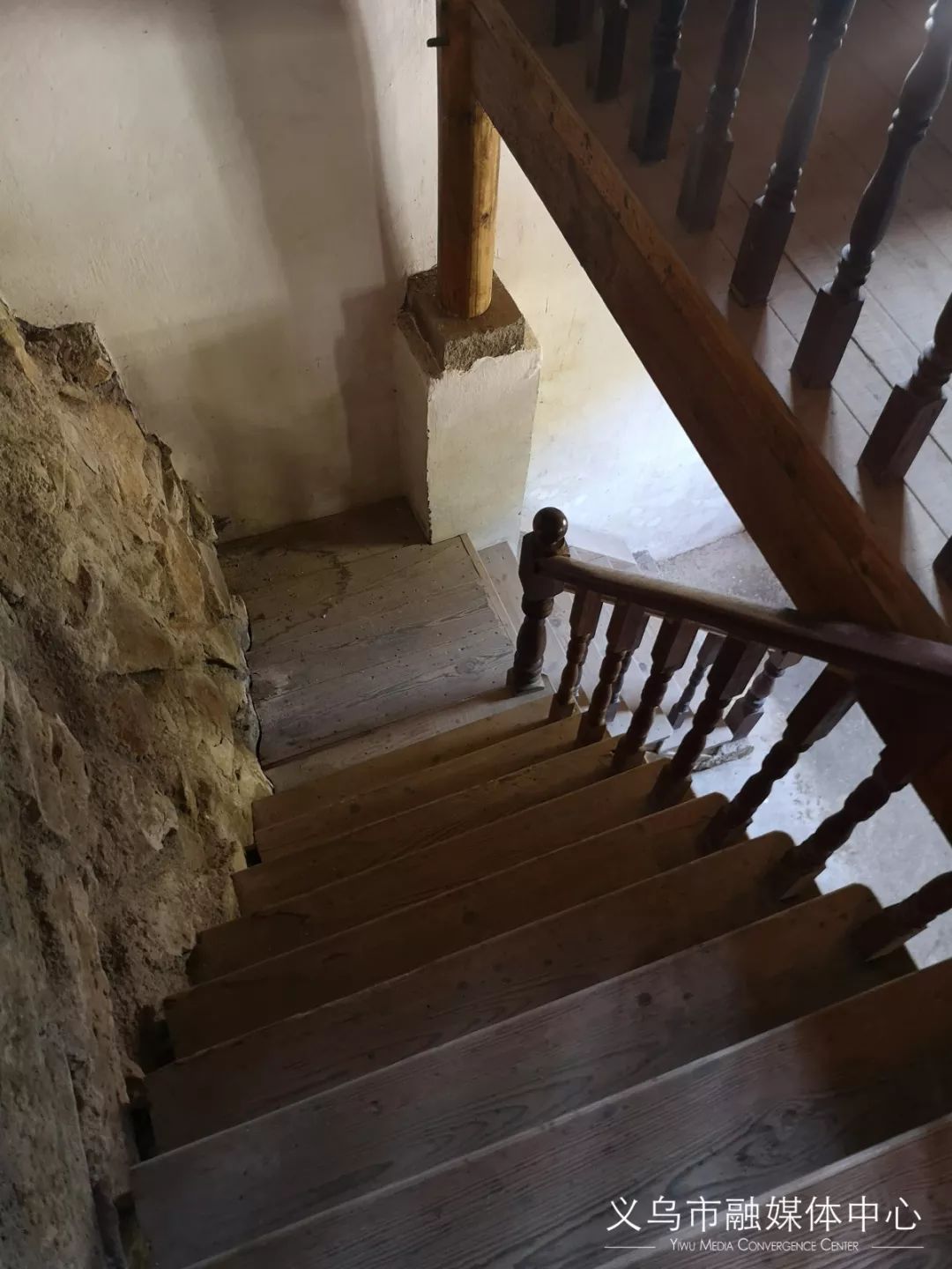 踏寻红色印记重温革命记忆朗诵,踏寻红色印记重温革命记忆