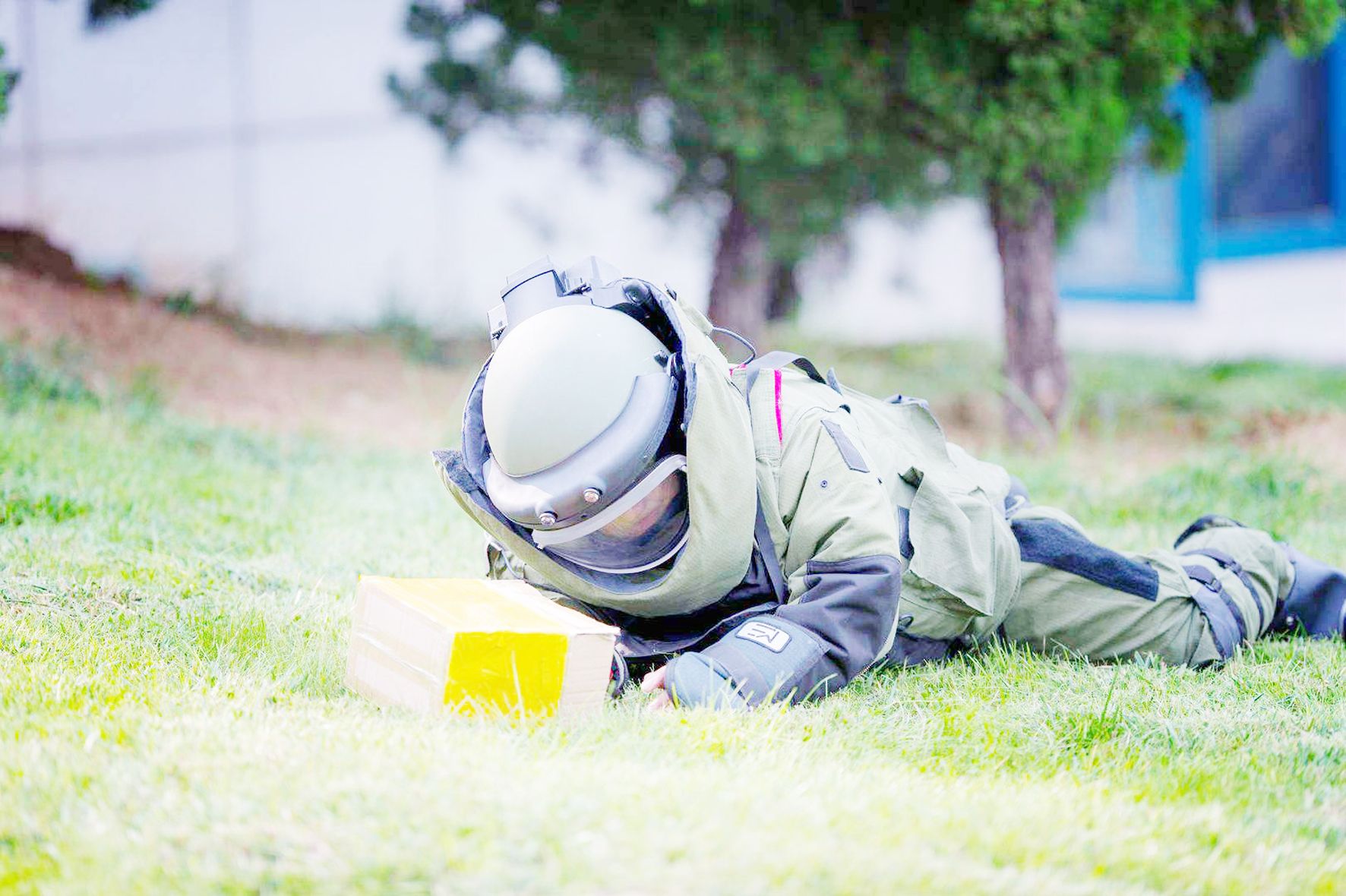 全国公安系统一级英雄模范张保国,生死线上的排爆英雄张保国完整版