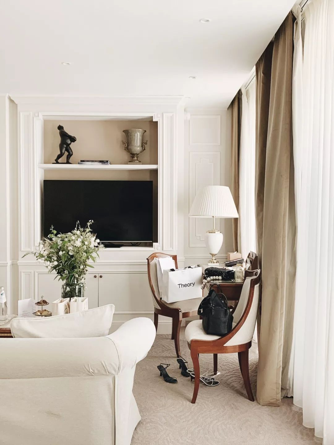 巴黎和lv的鞋哪个好,巴黎和伦敦相约旅行