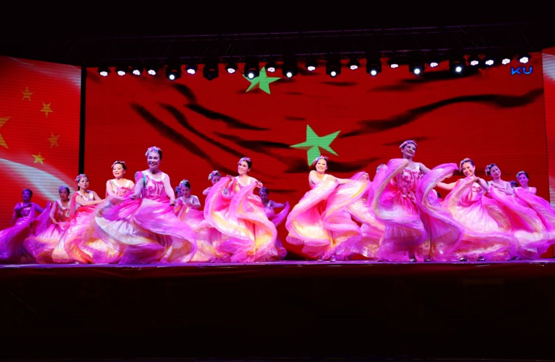 舞出风采舞蹈队,舞出风采健身队