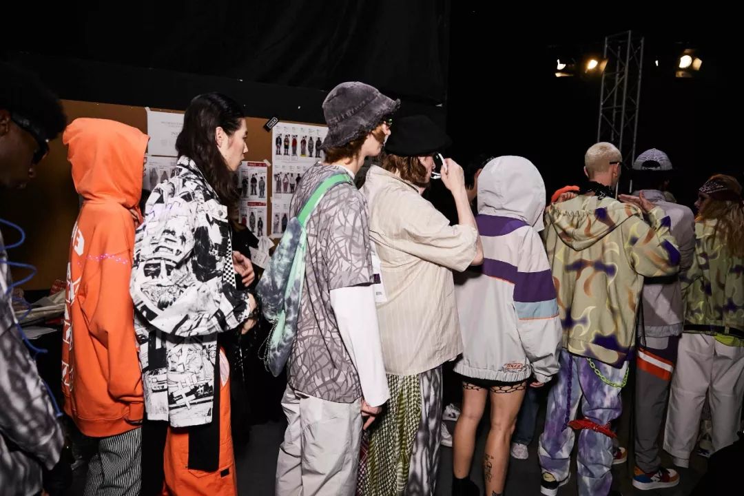 「内含福利」从极简美妆到室内设计典范,Aesop怎么做到的?