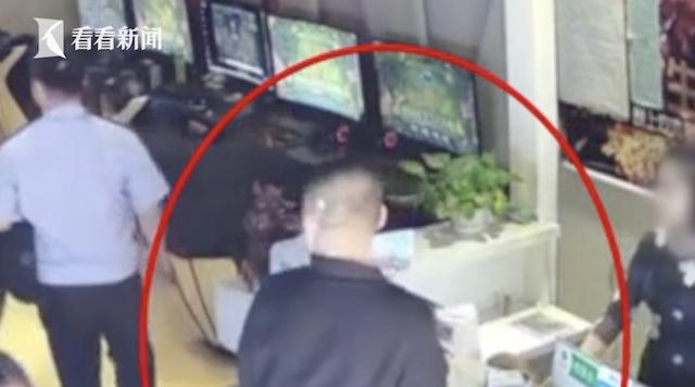 搭讪女网管,调戏女网管被暴打