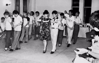 舞厅，上海之夜的香艳*光春**