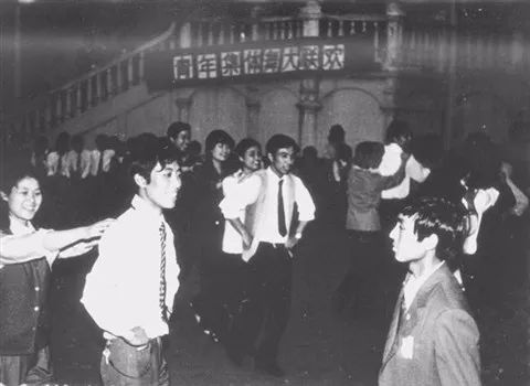 舞厅，上海之夜的香艳*光春**