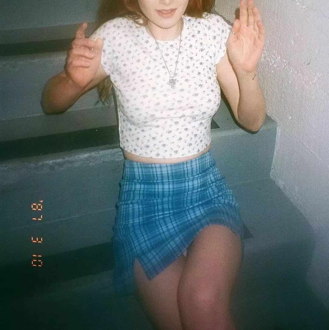 不用代购就能秒杀的活动,如何get宋妍霏同款