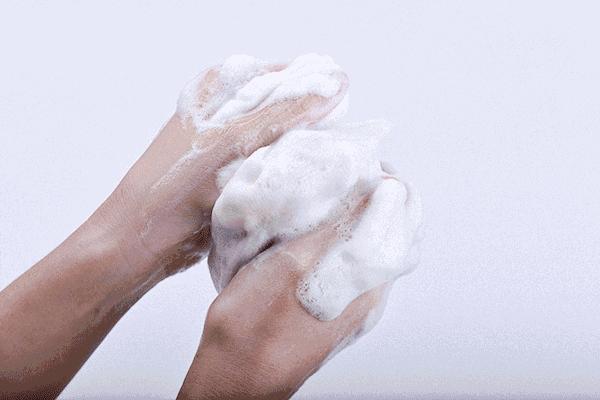 你皂吗？ta凭借淡斑美白效果，被外国姑娘囤疯了