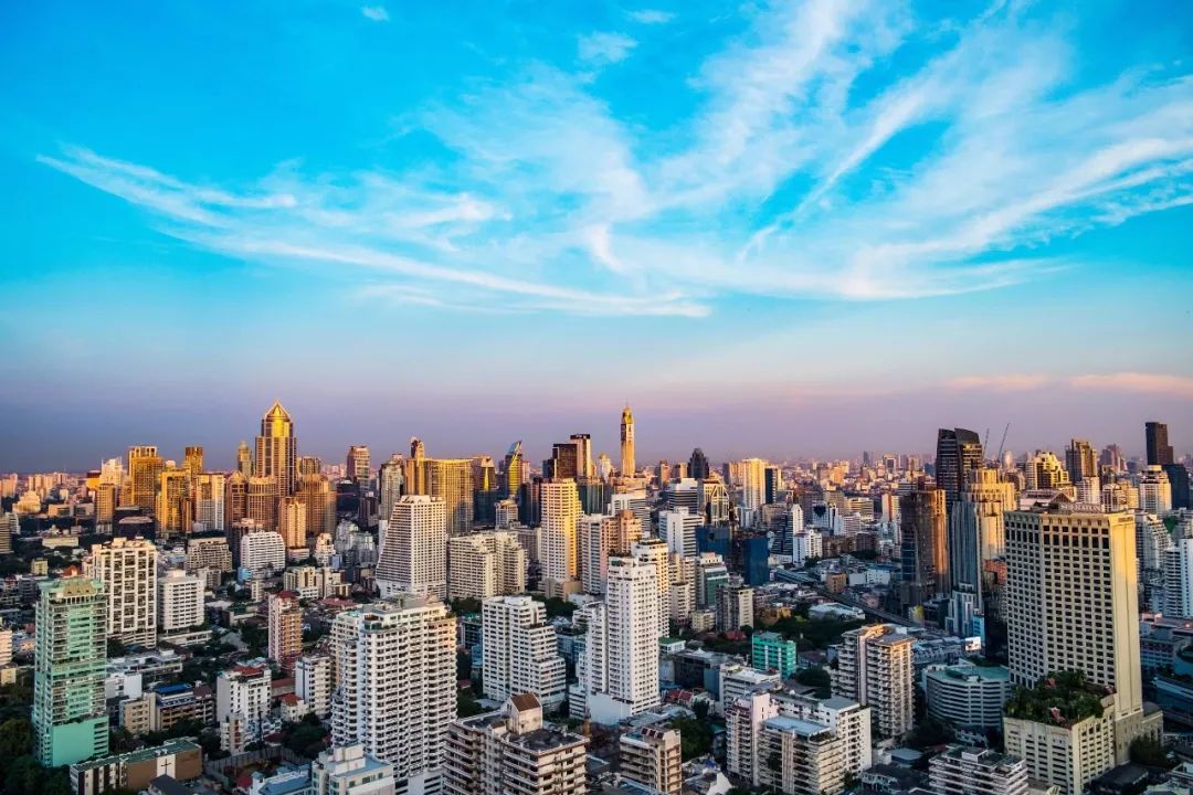 男的能对女的说萨瓦迪卡吗,男生说萨瓦迪卡