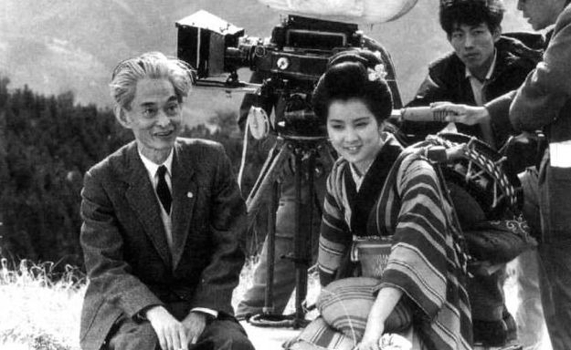 她是日本第一美女,是“活着的传说”!再大腕的明星遇到她,也化身迷弟迷妹