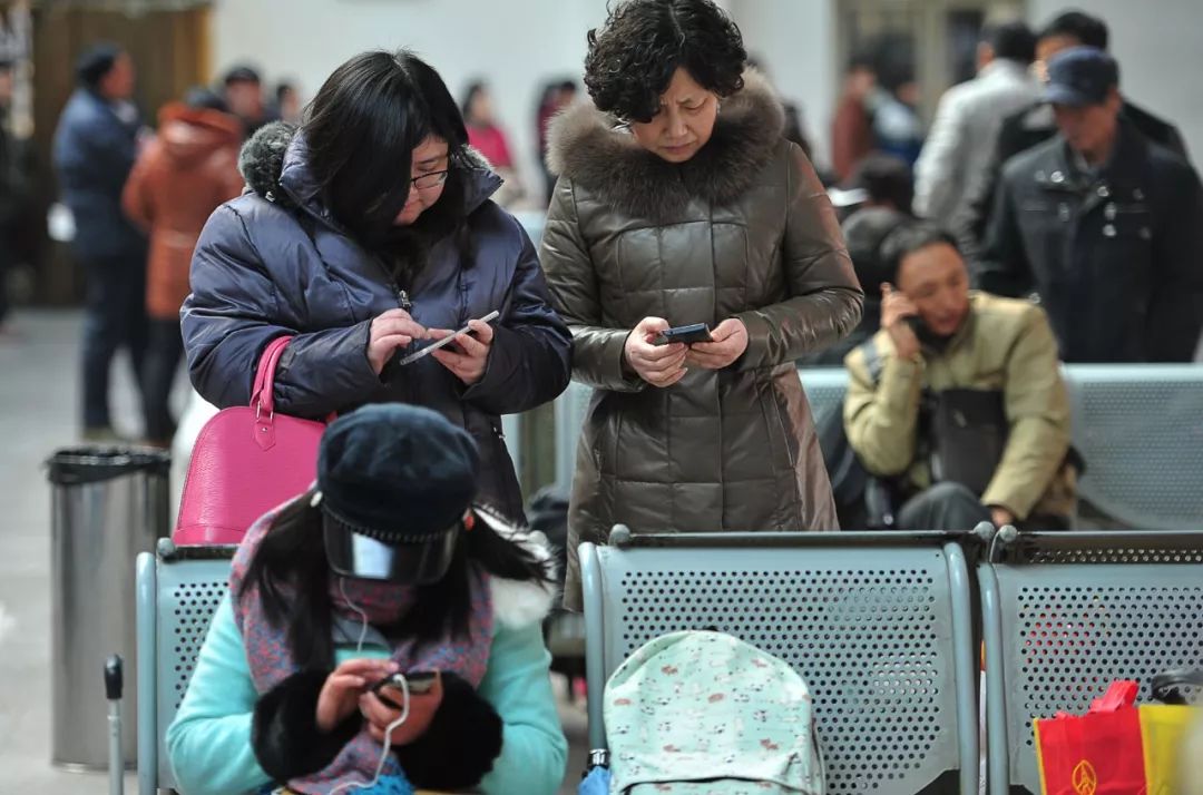 比较严重的腰突怎么保守治疗,十六岁少年腰间盘突出怎么办