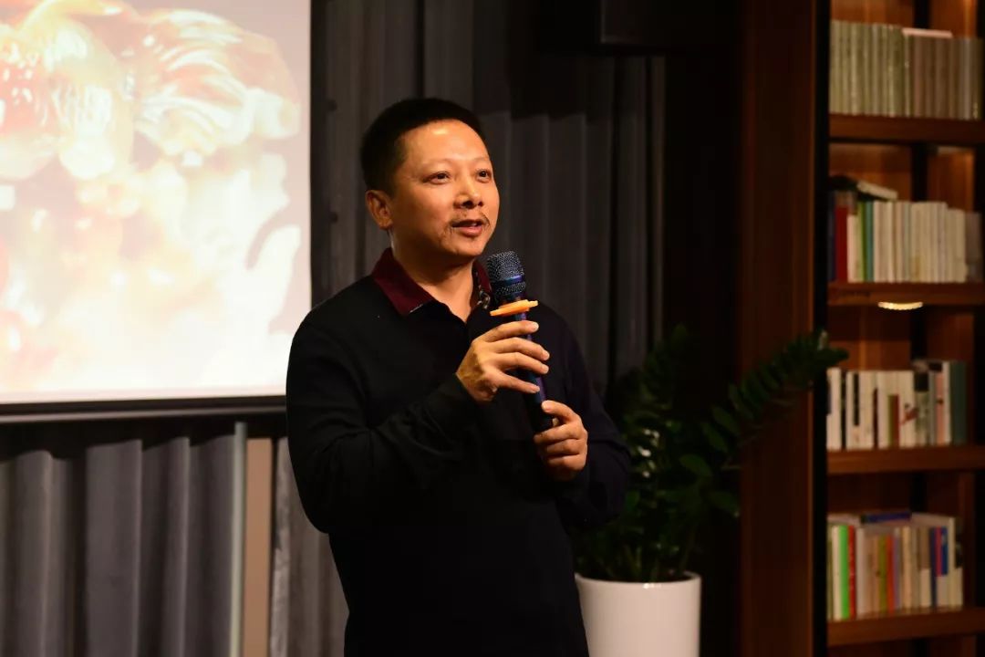 桂林鸡血玉图片及价格表,桂林鸡血玉最新消息有收藏价值吗